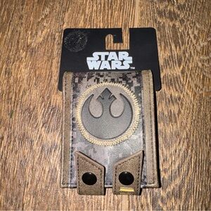 Bioworld Star Wars Brown and Gold Card Holder